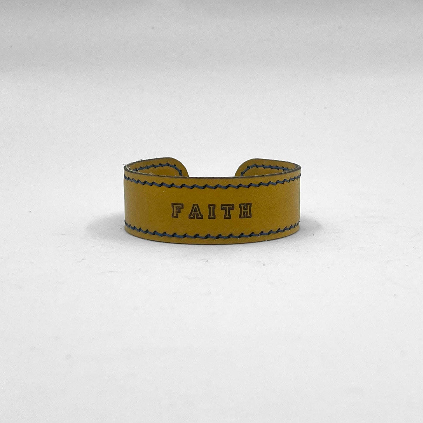 FAITH Curved Bangle (Large) Gacoki